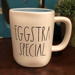 💥2/$30💥 Rae Dunn EGGSTRA SPECIAL mug